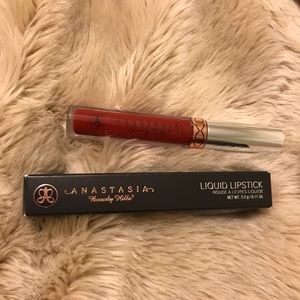 Anastasia Liquid Lipstick “Sarafine”
